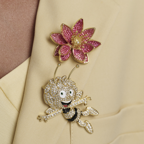 BY DZIUBEKA RELEASES A JEWELLERY COLLECTION INSPIRED BY ‘MAYA THE BEE’